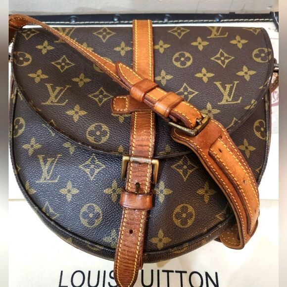 Louis Vuitton Chantilly Monogram Shoulder Crossbody Bag - Picture 1 of 16